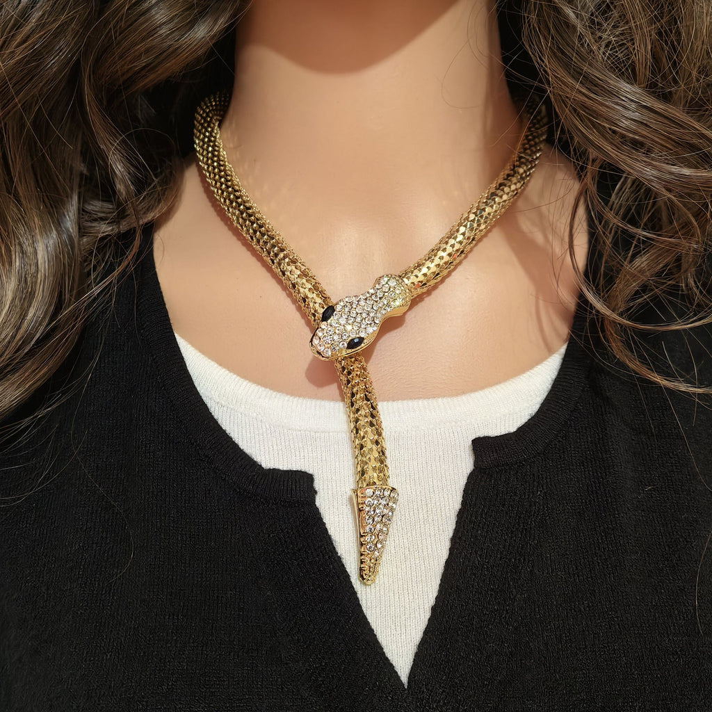 Beautiful Gold Chain with Unique Style
