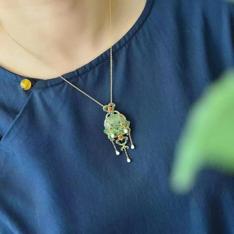Elegant Silver Necklace for Every Occasion