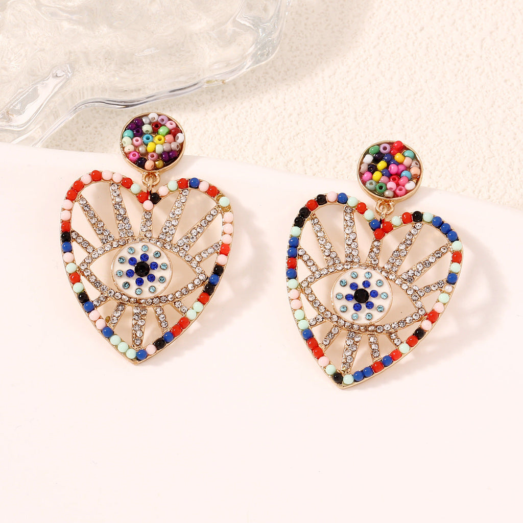 Charming Earring for Any Occasion