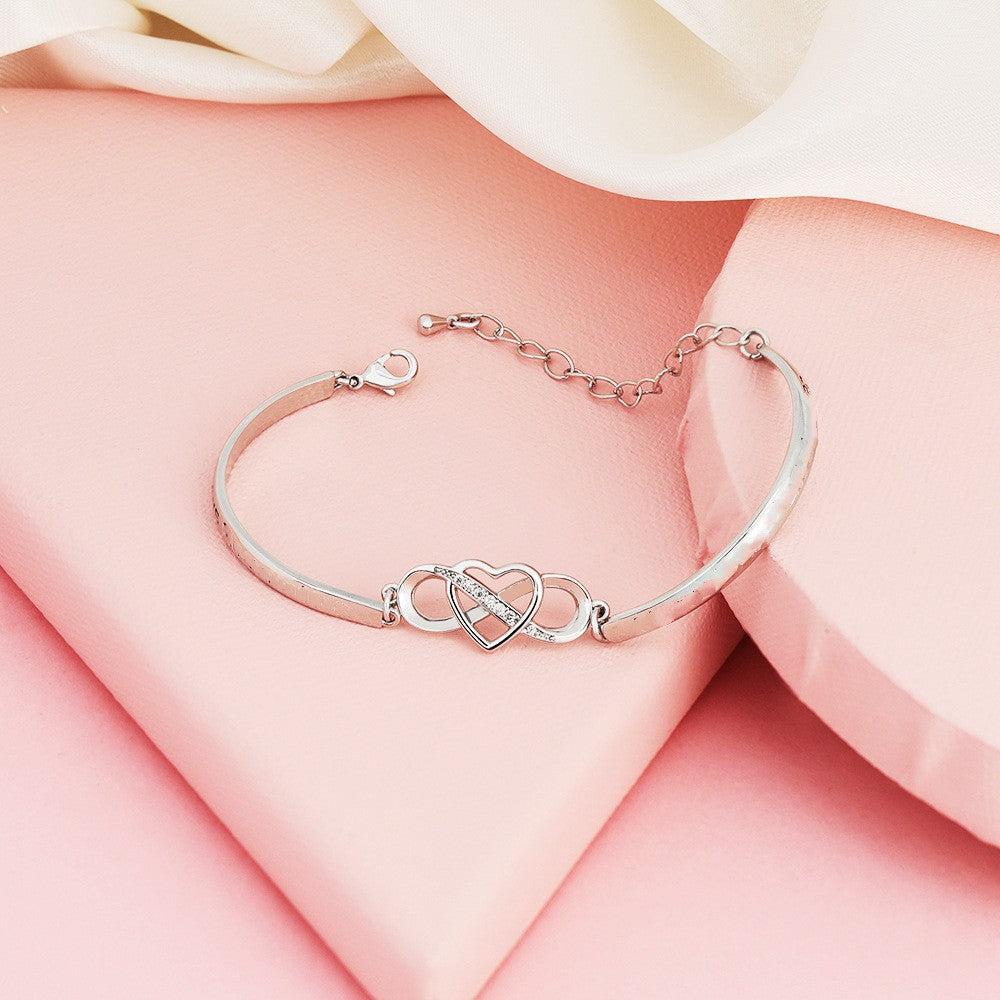 Delicate Artisan Gold Bracelet