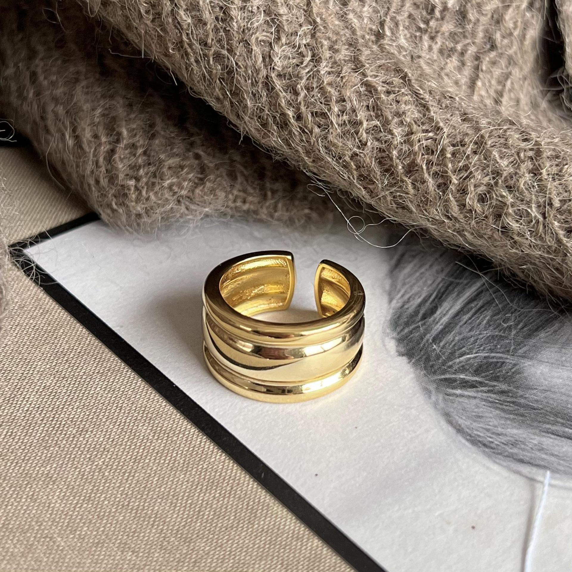Classic Ring with Timeless Appeal