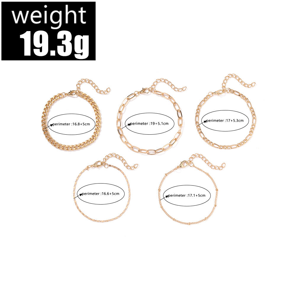 Classic Gold Bracelet with Timeless Appeal