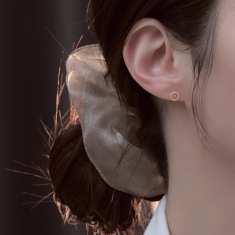 Charming Earring for Any Occasion