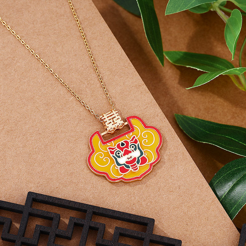 Classic Gold Necklace with Timeless Appeal