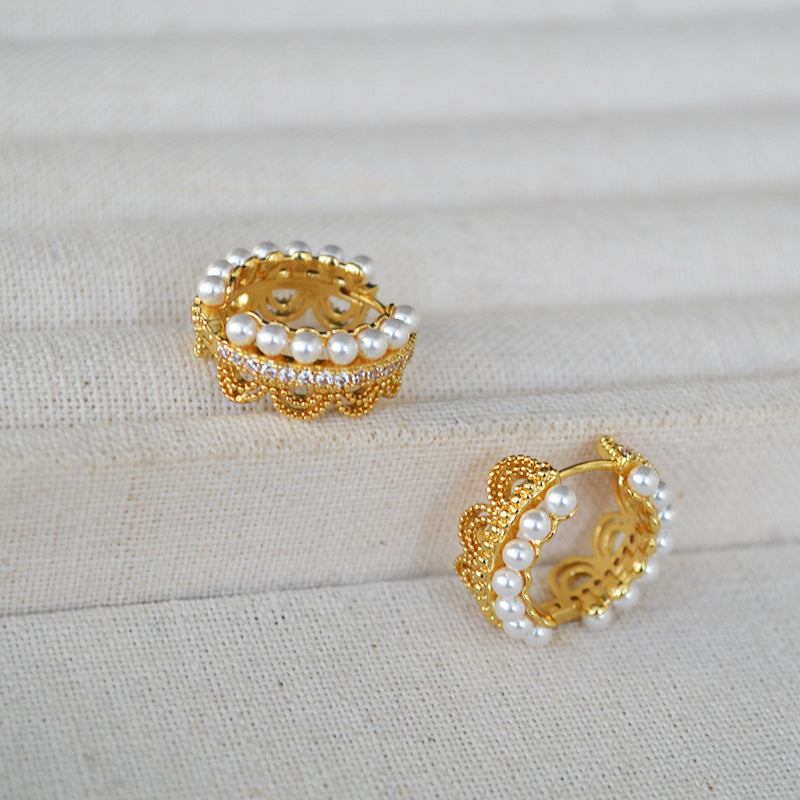 Vintage Handmade Gold Earring
