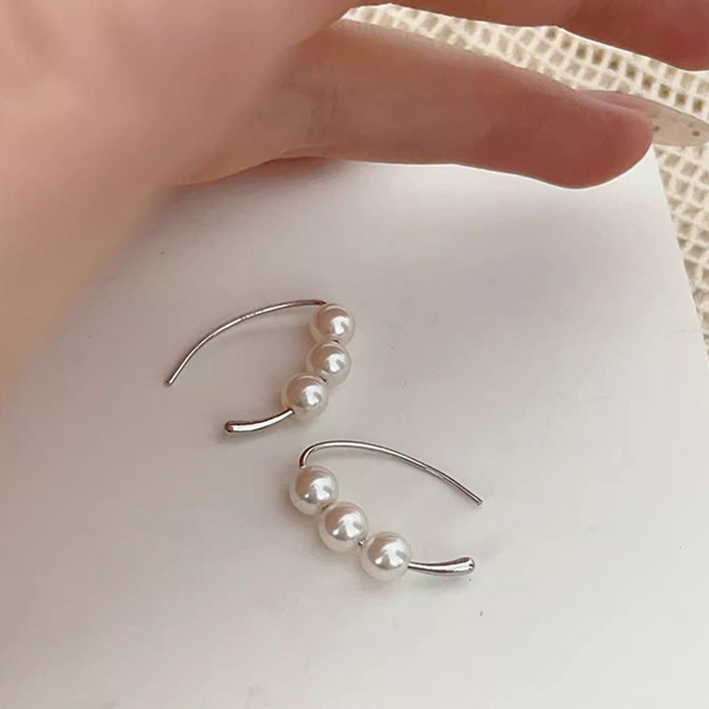 Stunning Pearl Earring for Daily Wear