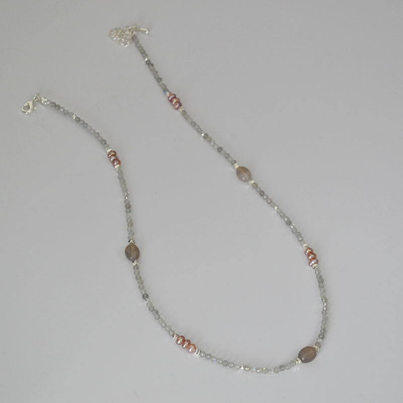 Charming Pearl Necklace for Any Occasion