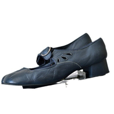 Beautifully Crafted Orthopedic Shoes