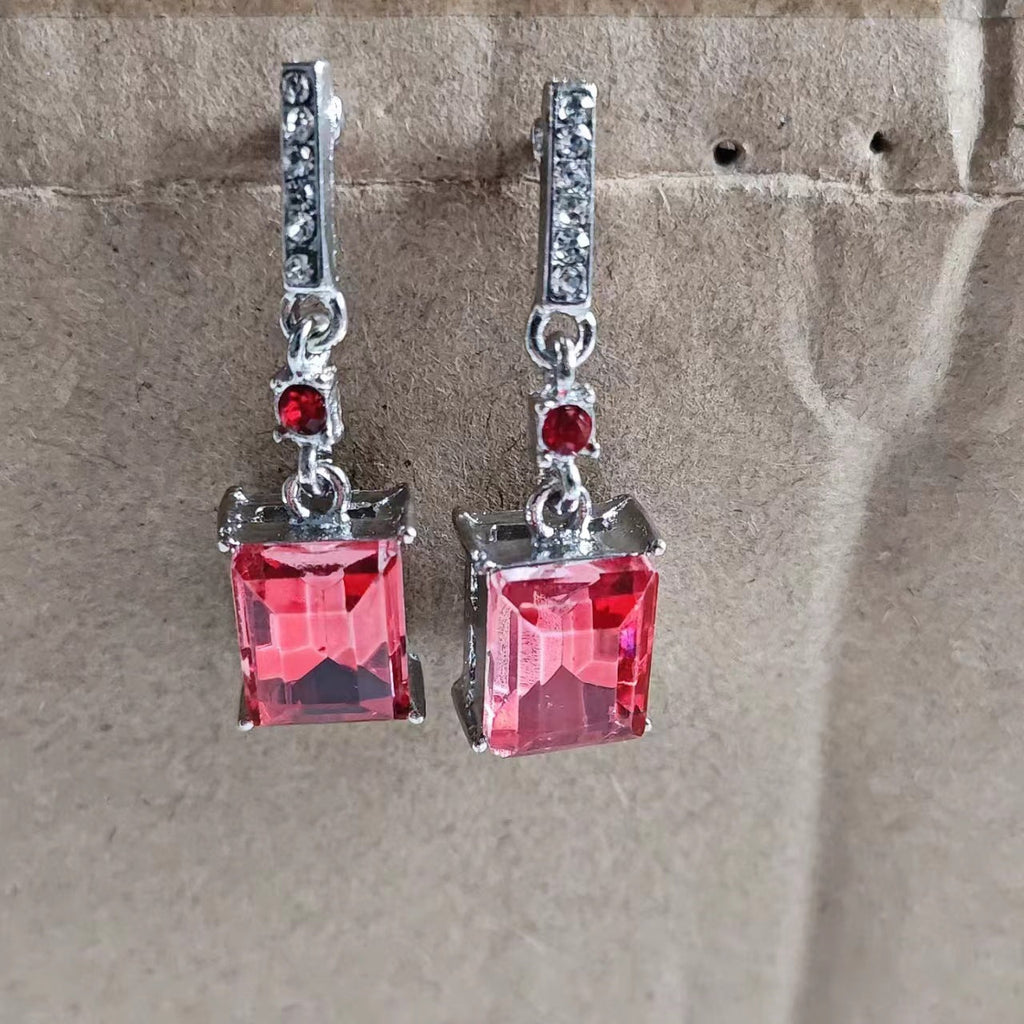 Elegant Earring for Every Occasion