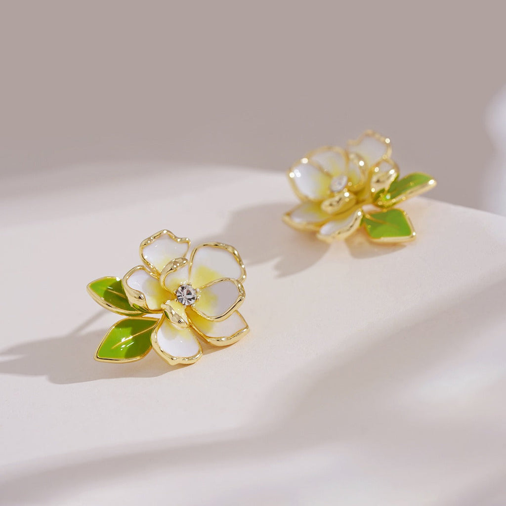 Classic Earring with Timeless Appeal