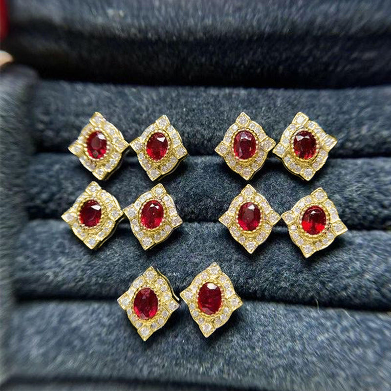 Charming Earring for Any Occasion