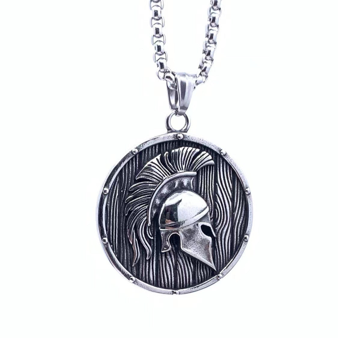 Elegant Pendant for Every Occasion