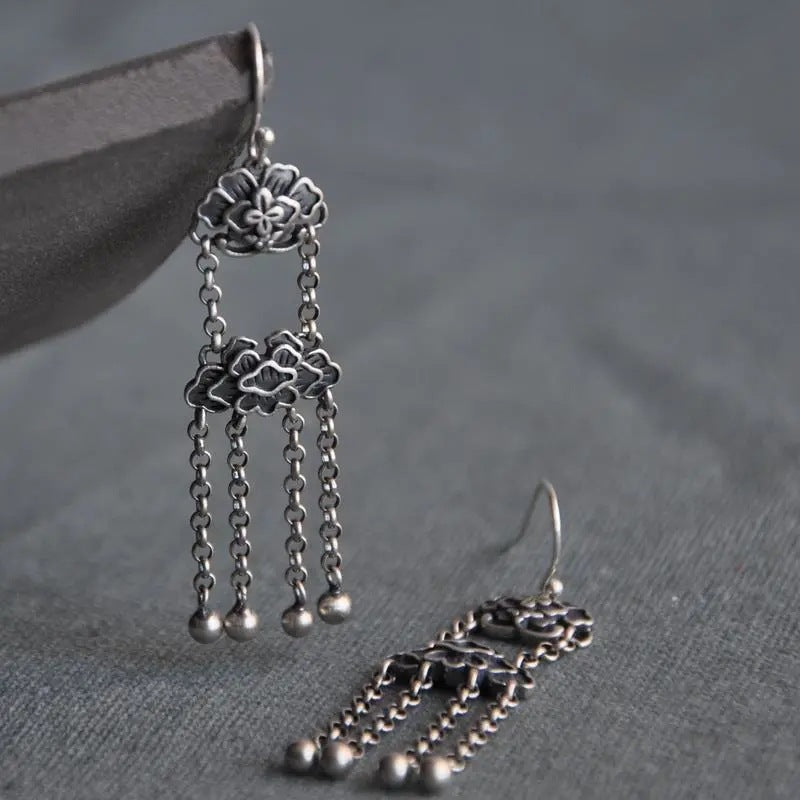 Stunning Gold Earring for Daily Wear