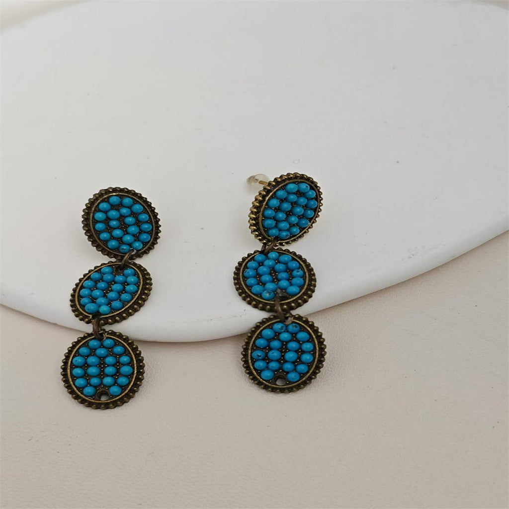 Charming Earring for Any Occasion