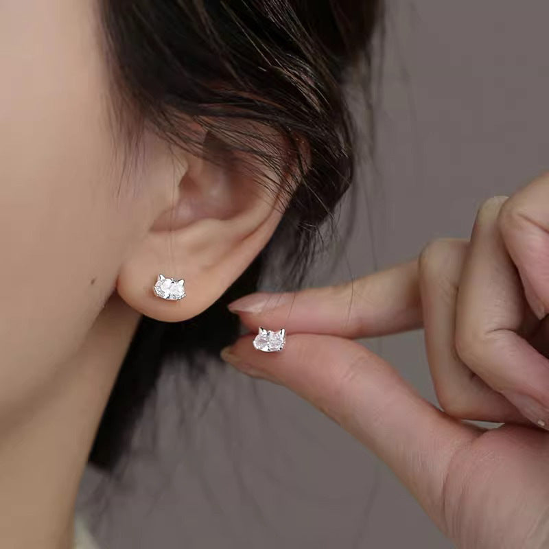 Romantic Earring for Special Moments