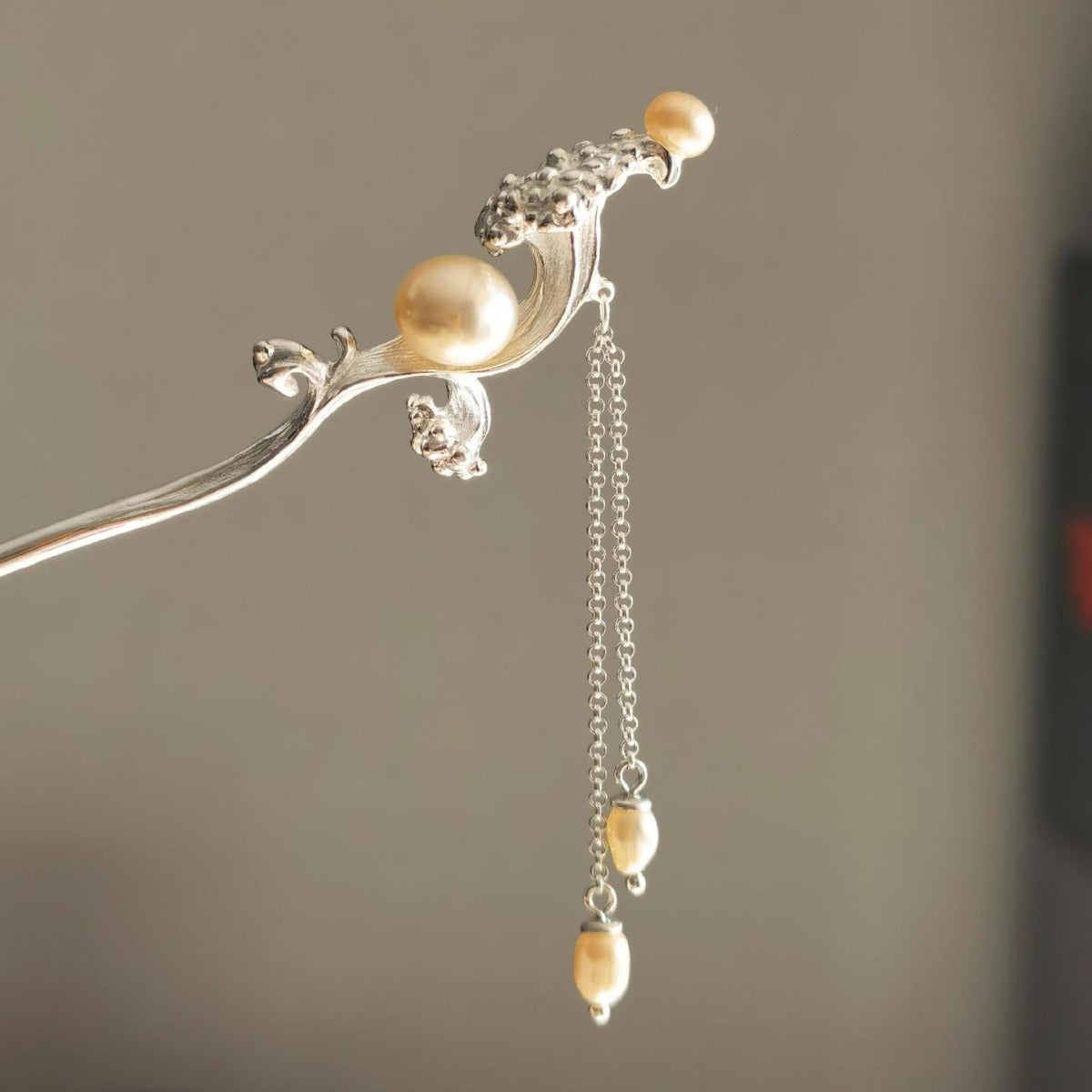 Charming Silver Piece for Any Occasion