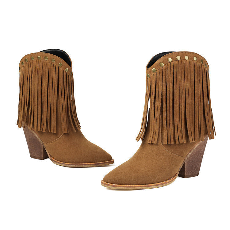 Graceful Orthopedic Boots for Modern Look