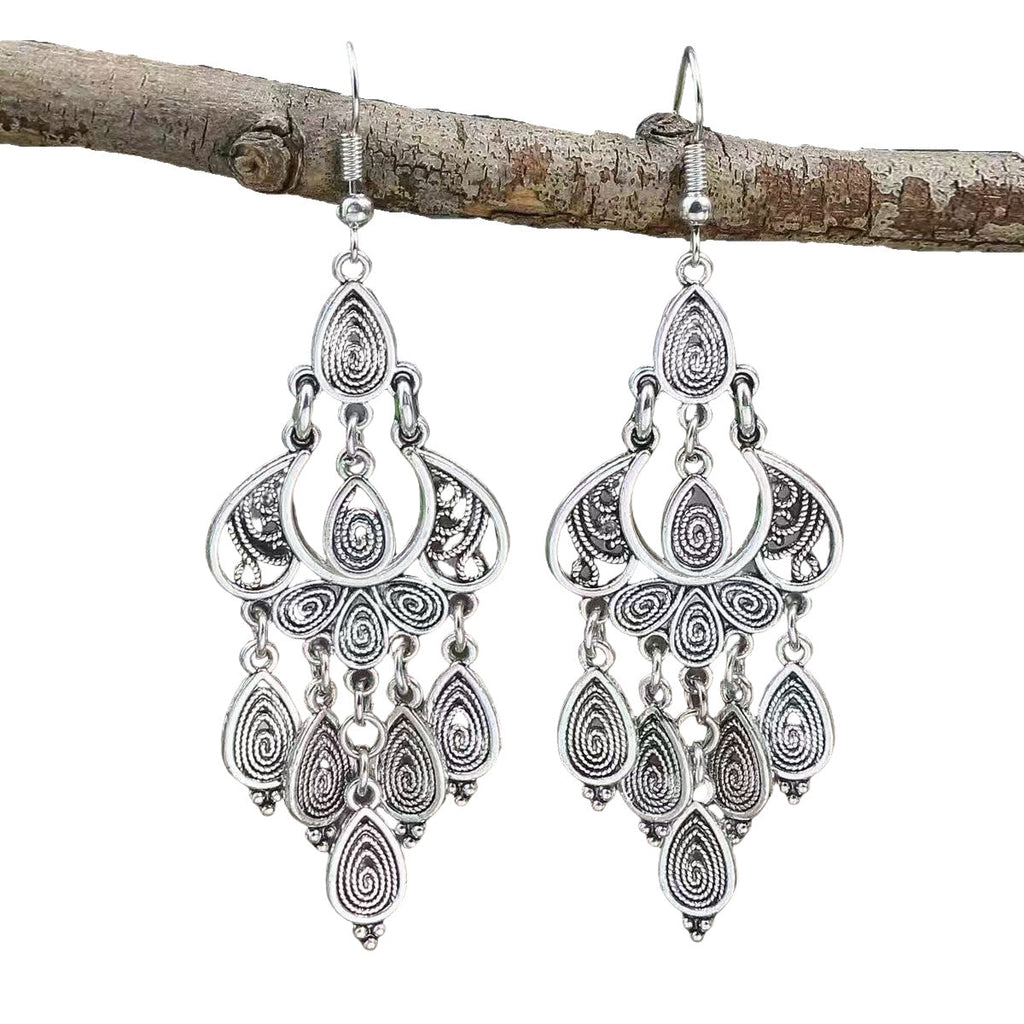 Charming Earring for Any Occasion