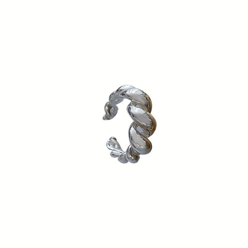 Charming Piece for Any Occasion