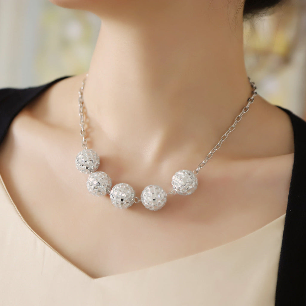 Elegant Pendant for Every Occasion