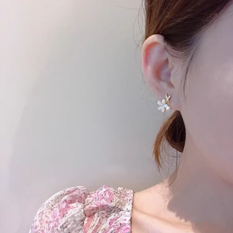 Elegant Pearl Earring for Every Occasion