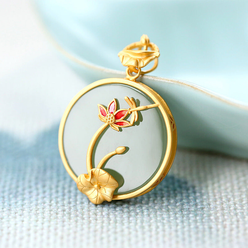 Charming Gold Necklace for Any Occasion