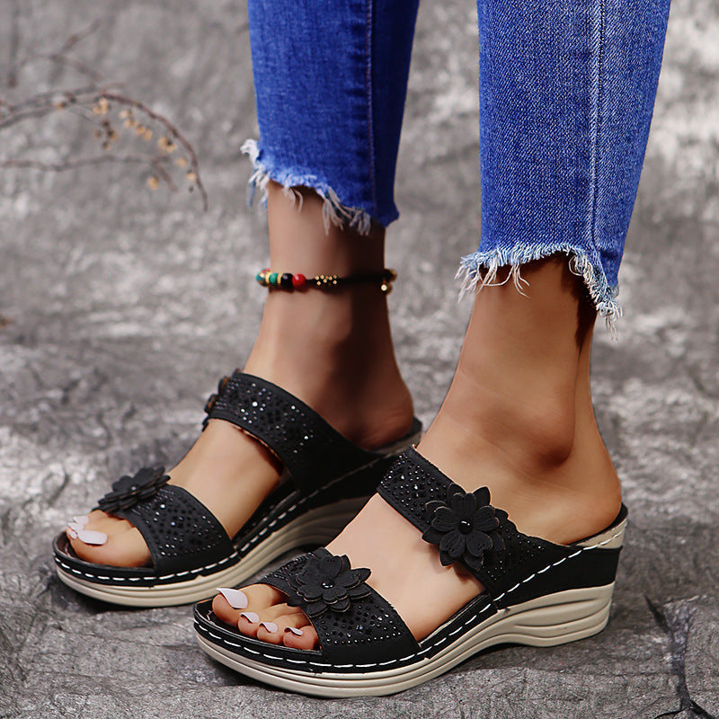 Classic Orthopedic Sandals with Timeless Style