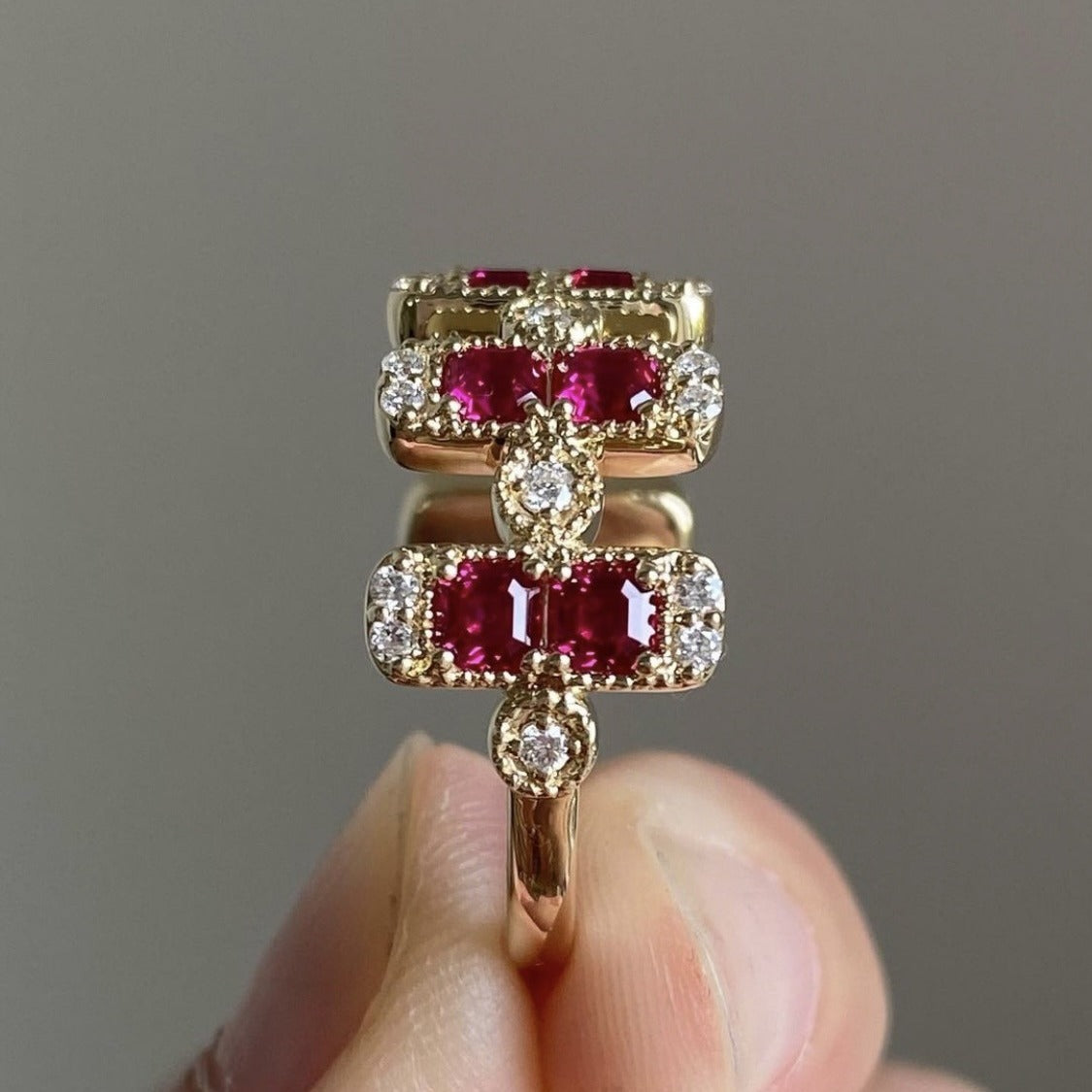 Elegant Gold Ring for Every Occasion