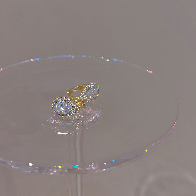 Romantic Earring for Special Moments