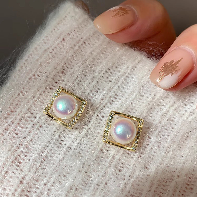 Classic Earring with Timeless Appeal