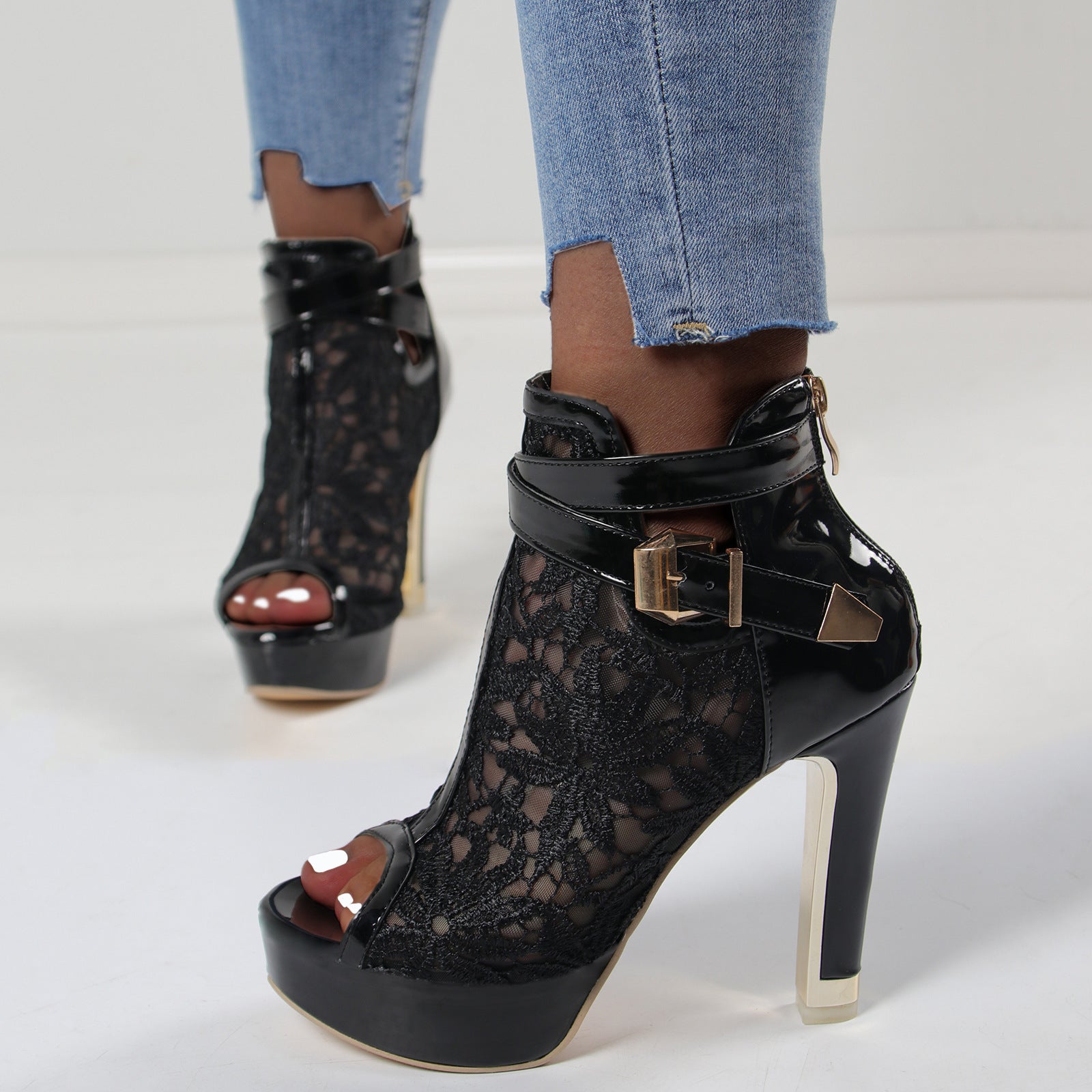 Classic Orthopedic Sandals with Timeless Style