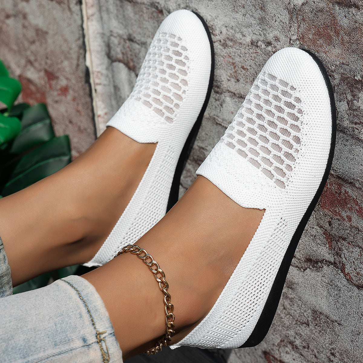 Chic Orthopedic Shoes with Unique Design