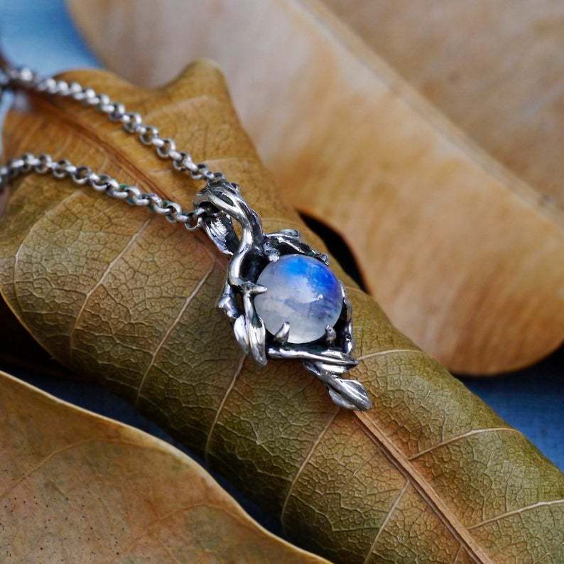 Classic Necklace with Timeless Appeal