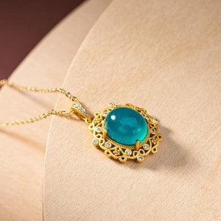 Classic Gold Necklace with Timeless Appeal