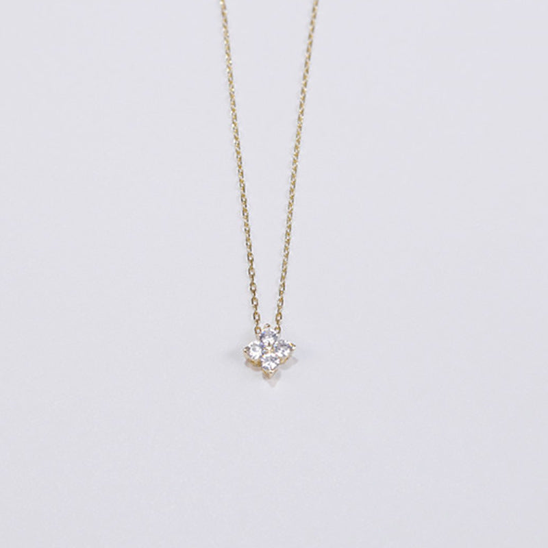 Stunning Necklace for Daily Wear