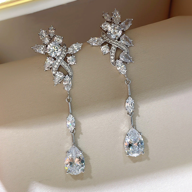 Romantic Earring for Special Moments