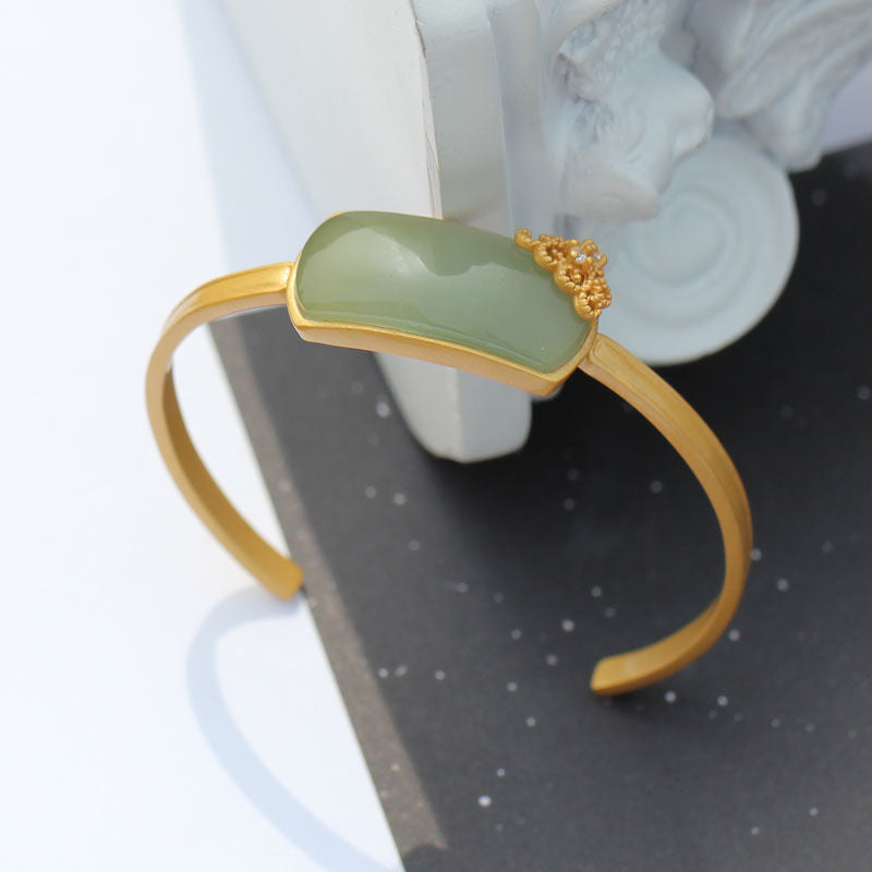 Romantic Bracelet for Special Moments