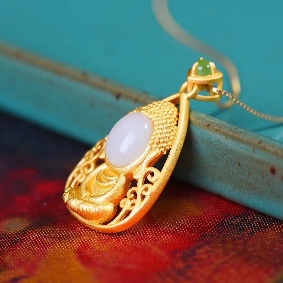 Stunning Gold Necklace for Daily Wear