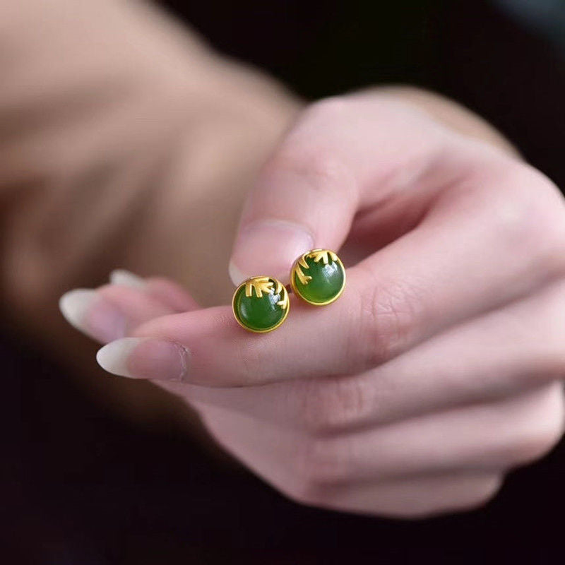 Beautiful Gold Earring with Unique Style