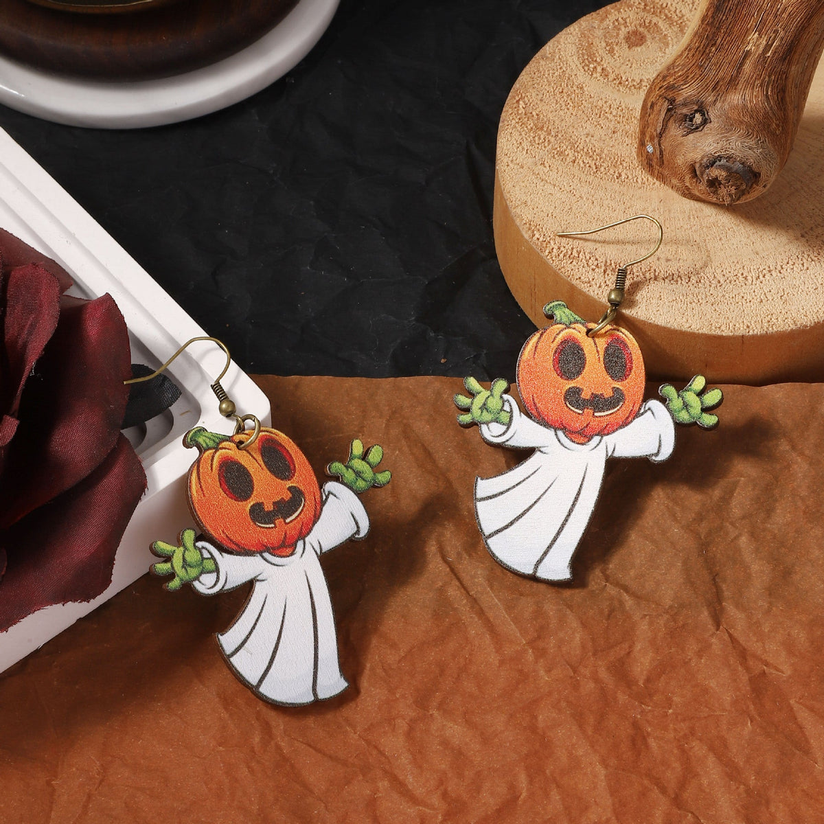 Charming Earring for Any Occasion