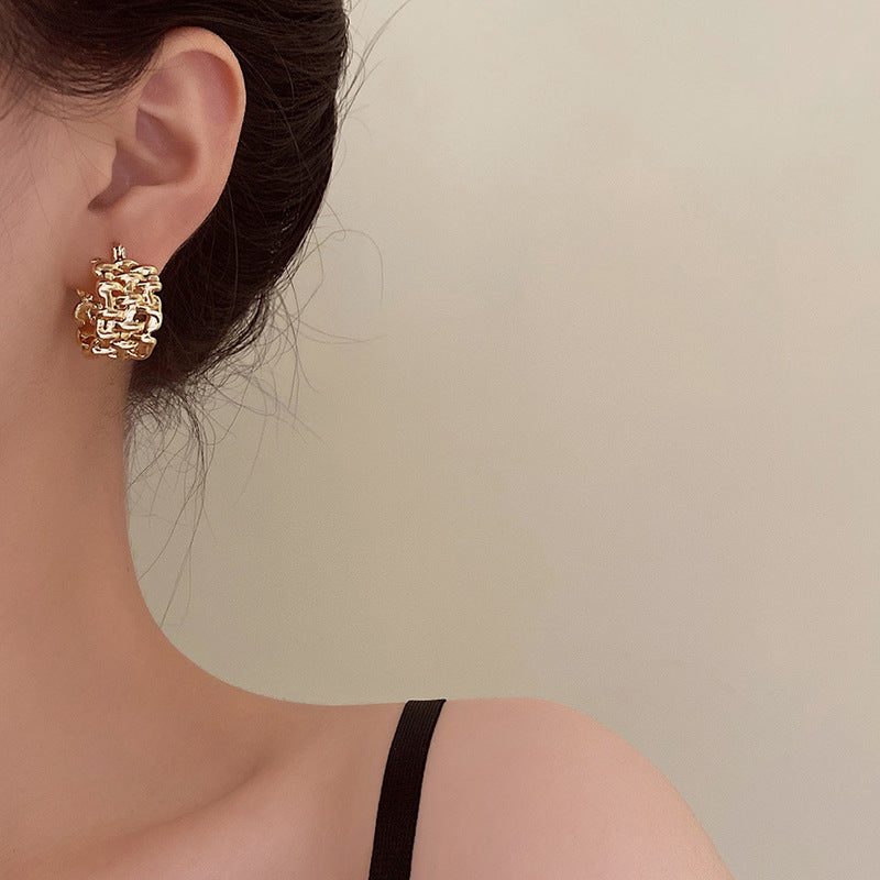 Classic Earring with Timeless Appeal