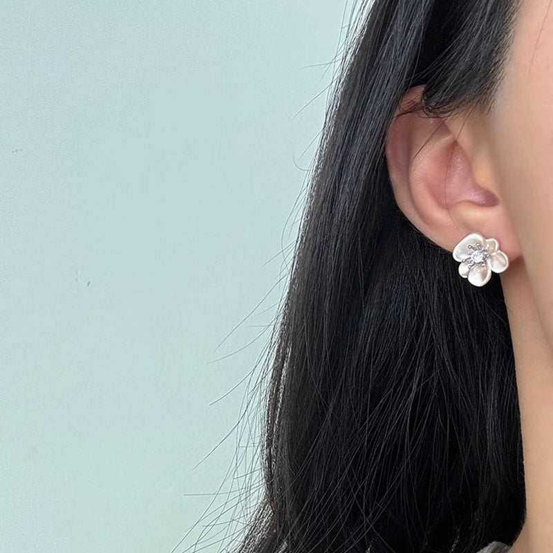 Elegant Earring for Every Occasion