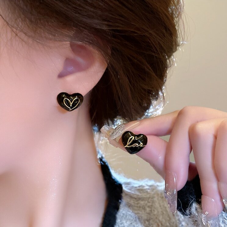 Vintage Handmade Earring