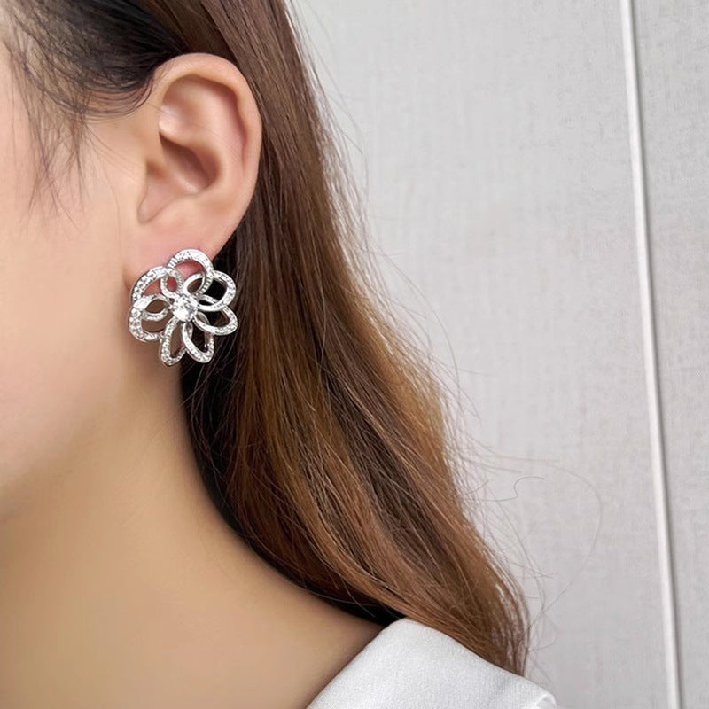 Elegant Earring for Every Occasion