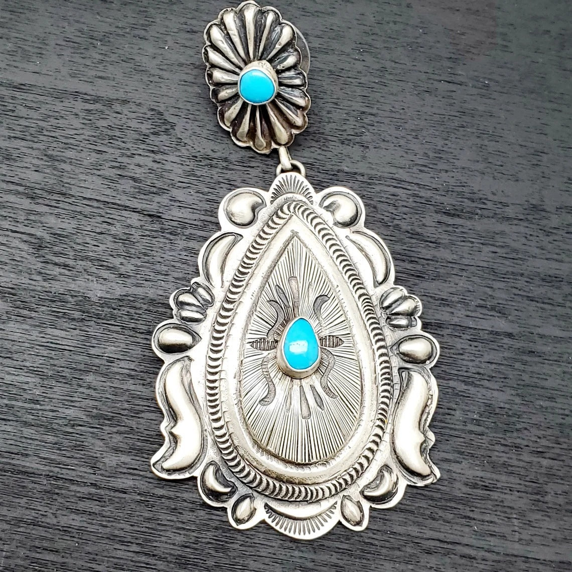 Elegant Earring for Every Occasion