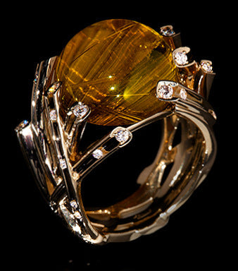 Romantic Gold Ring for Special Moments