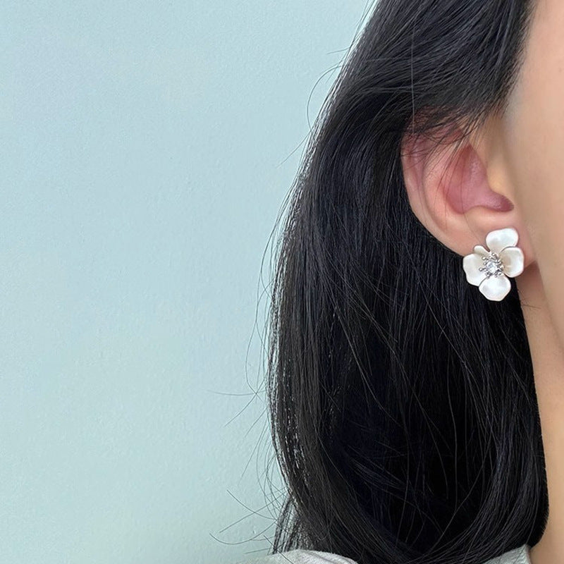 Elegant Earring for Every Occasion