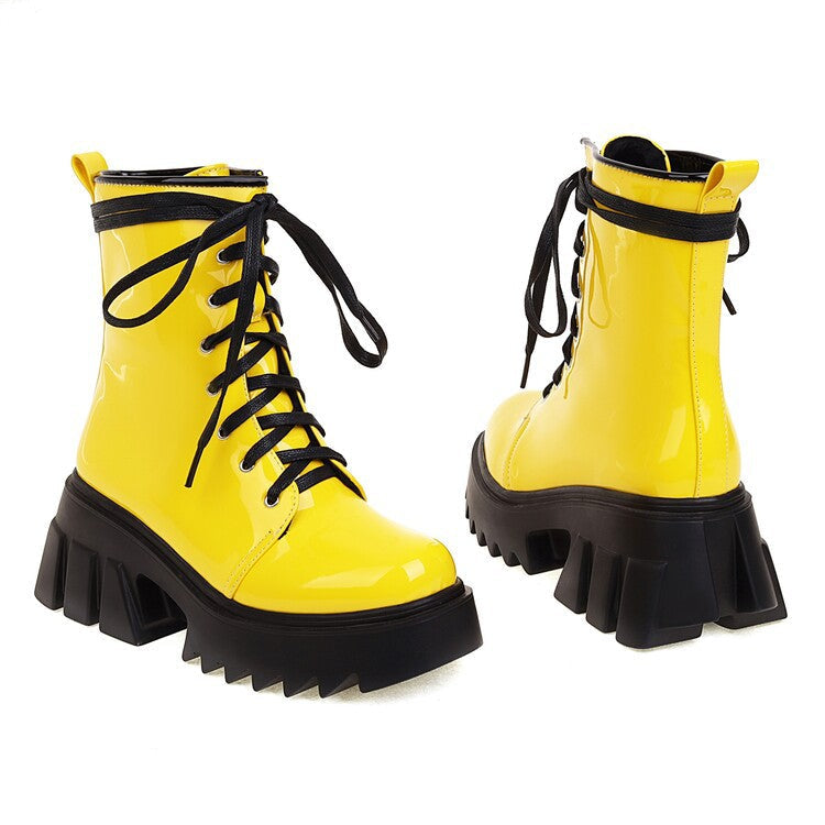 Graceful Orthopedic Boots for Modern Look