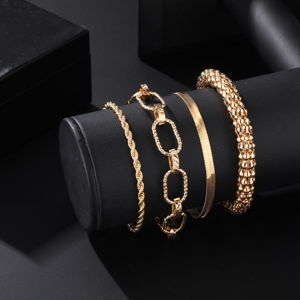 Beautiful Gold Set with Unique Style