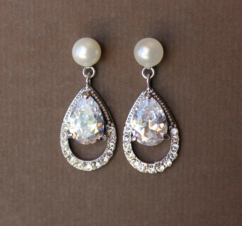 Classic Earring with Timeless Appeal